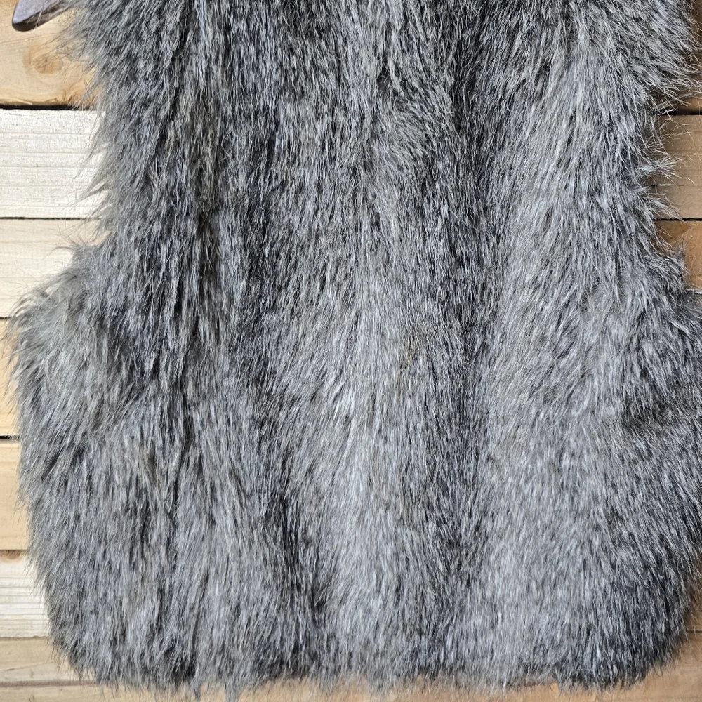 Club Monaco Open Front Faux Fur Vest Womens Small - Picture 11 of 11